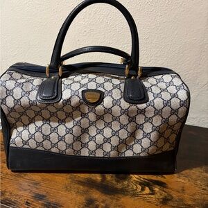 Vintage Gucci Boston bag.